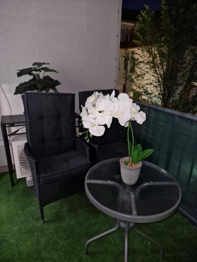 TILLA Stúdió Apartman Hajdúszoboszló Hajduszoboszlo Exterior foto