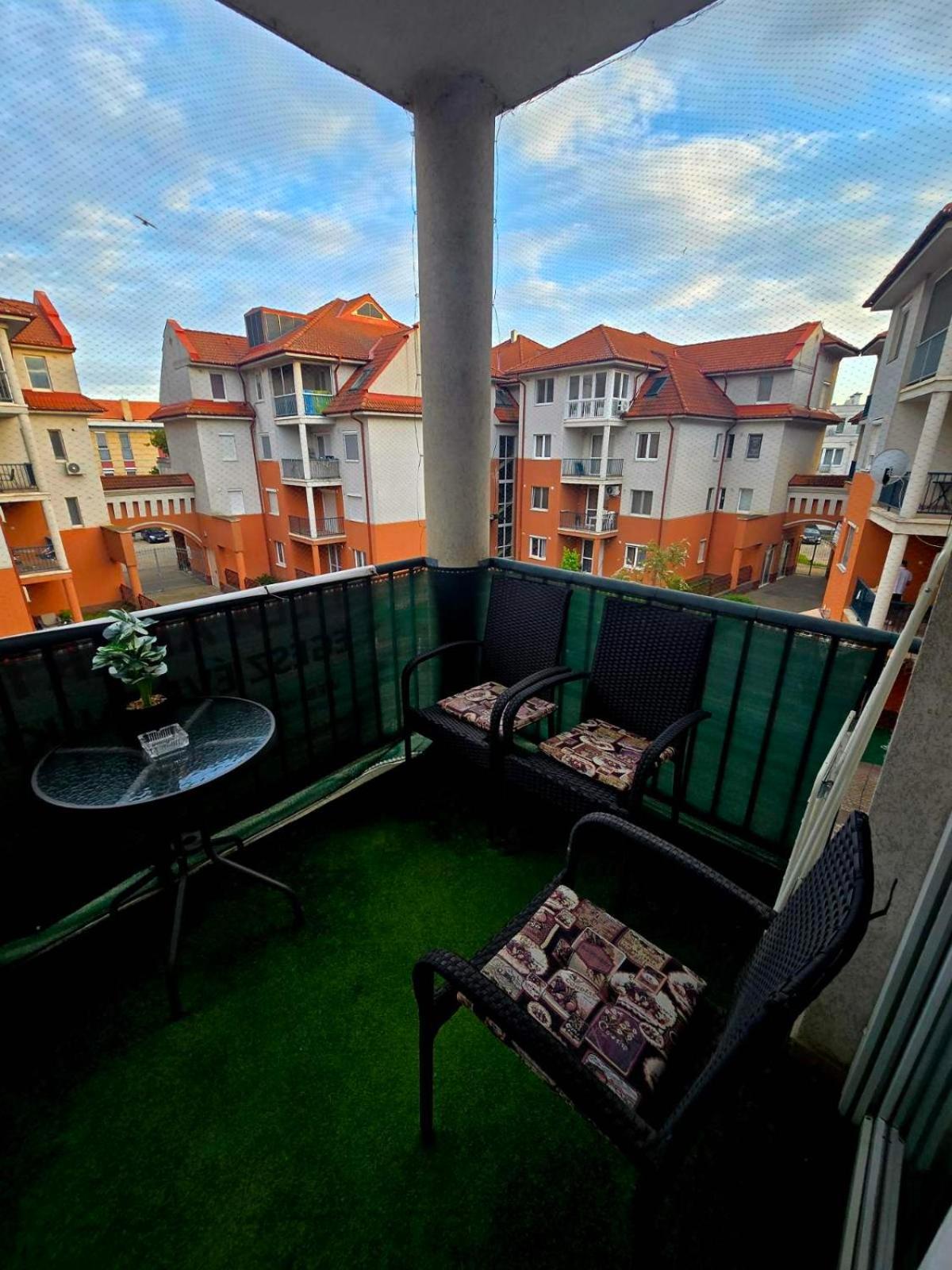 TILLA Stúdió Apartman Hajdúszoboszló Hajduszoboszlo Exterior foto